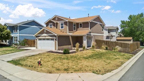 768 Canyon Ln, Lochbuie, CO, 80603-7730 | Card Image
