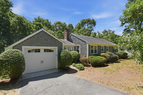 8 Emerald Way, Forestdale, MA, 02644-1530 | Card Image
