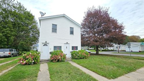 269-271 E 10th St, Oswego, NY, 13126-2833 | Card Image