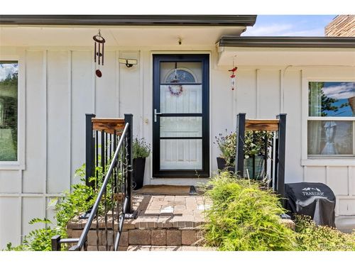 11827 Brook Rd, Golden, CO, 80403-8571 | Card Image