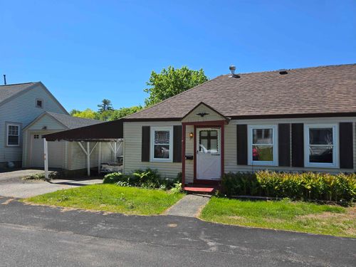 30 Halstead St, Kittery, ME, 03904-1245 | Card Image