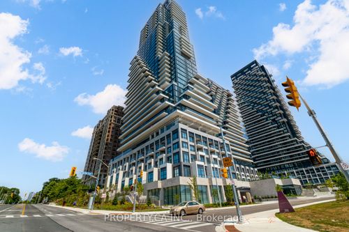 705-10 Inn On The Park Drive, North York, ON, M3C0P9 | Card Image