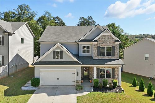 3247 Hawthorne Path, Braselton, GA, 30517-0901 | Card Image