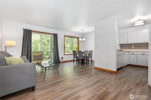 apt-106-4247 Wintergreen Ln, Bellingham, WA, 98226-7142 | Card Image