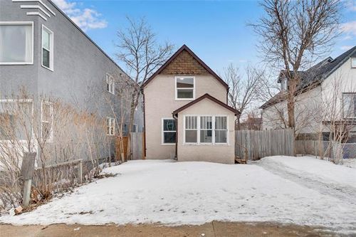 549 Sherbrook St, Winnipeg, MB, R3B2W9 | Card Image