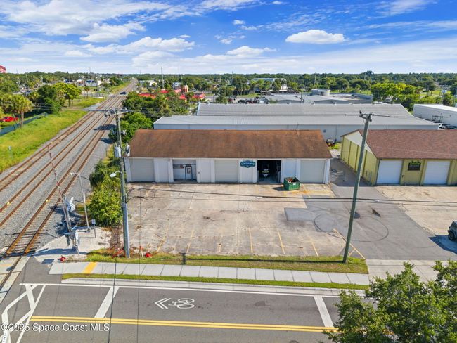 527 Peachtree St, Home with 0 bedrooms, 1 bathrooms and null parking in Cocoa FL | Image 4