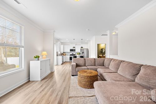 115 W Americana Dr, Mooresville, NC, 28115-9711 | Card Image