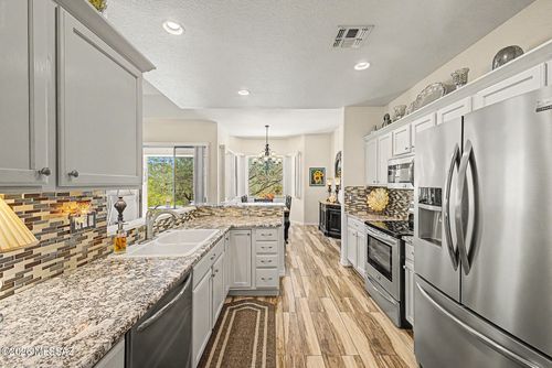 112-13401 N Rancho Vistoso Blvd, Oro Valley, AZ, 85755-5743 | Card Image
