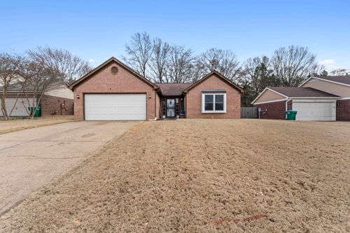 35 Pine Ridge Ln, Oakland, TN, 38060-4184 | Card Image