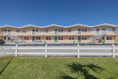 30 - 507 N Atlantic Avenue, Condo with 2 bedrooms, 2 bathrooms and null parking in New Smyrna Beach FL | Image 3