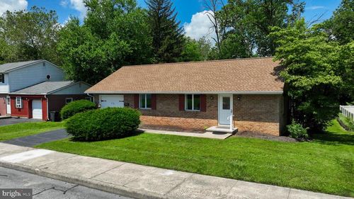 75 Circle Dr, EPHRATA, PA, 17522-1908 | Card Image