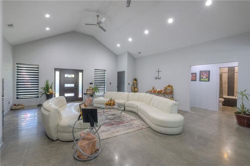 105 Hebar St, East Lynne, MO, 64743 | Card Image