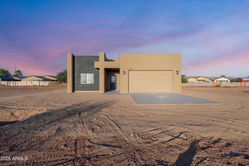 21820 W White Pine Dr, Wittmann, AZ, 85361 | Card Image