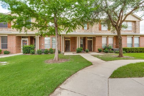 2207 Biscayne Park Ln, Grand Prairie, TX, 75050-1308 | Card Image