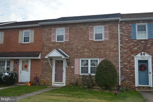 2004 Hale Ct, WYOMISSING, PA, 19610-1430 | Card Image