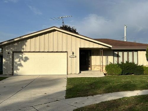 3736 N 12th St, Sheboygan, WI, 53083-3009 | Card Image