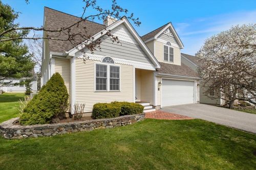 23 Hampton Mdws, Hampton, NH, 03842-1811 | Card Image