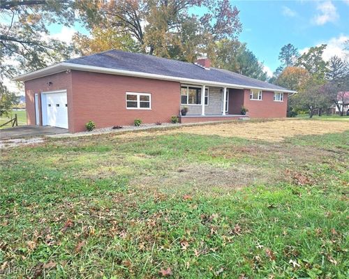 56 Carson Ln, Little Hocking, OH, 45742-5261 | Card Image