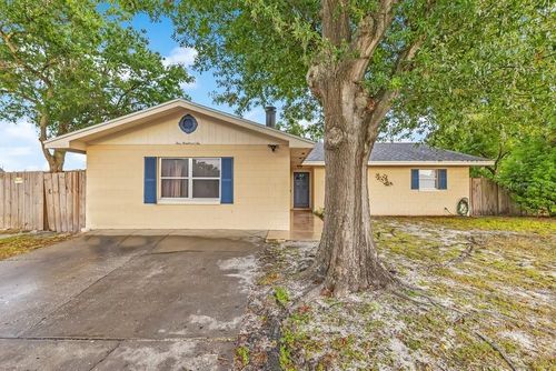 506 Clayton Cir, WINTER HAVEN, FL, 33880-1327 | Card Image