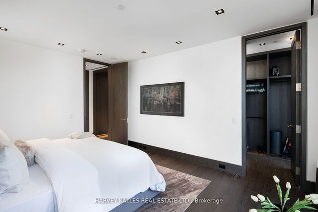 1201 - 181 Davenport Rd, Condo with 4 bedrooms, 7 bathrooms and null parking in Toronto ON | Image 33