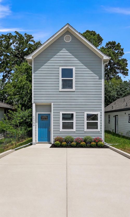 11756 White Cedar St, Willis, TX, 77318-7666 | Card Image
