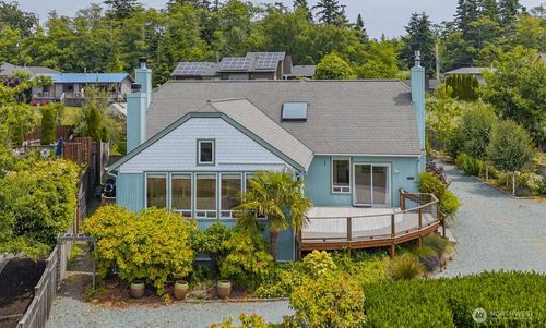 1971 Fircrest Ave, Coupeville, WA, 98239-9647 | Card Image