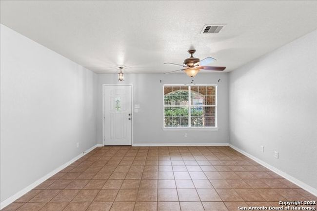 232 Springtree Trl, House other with 4 bedrooms, 2 bathrooms and null parking in Cibolo TX | Image 4