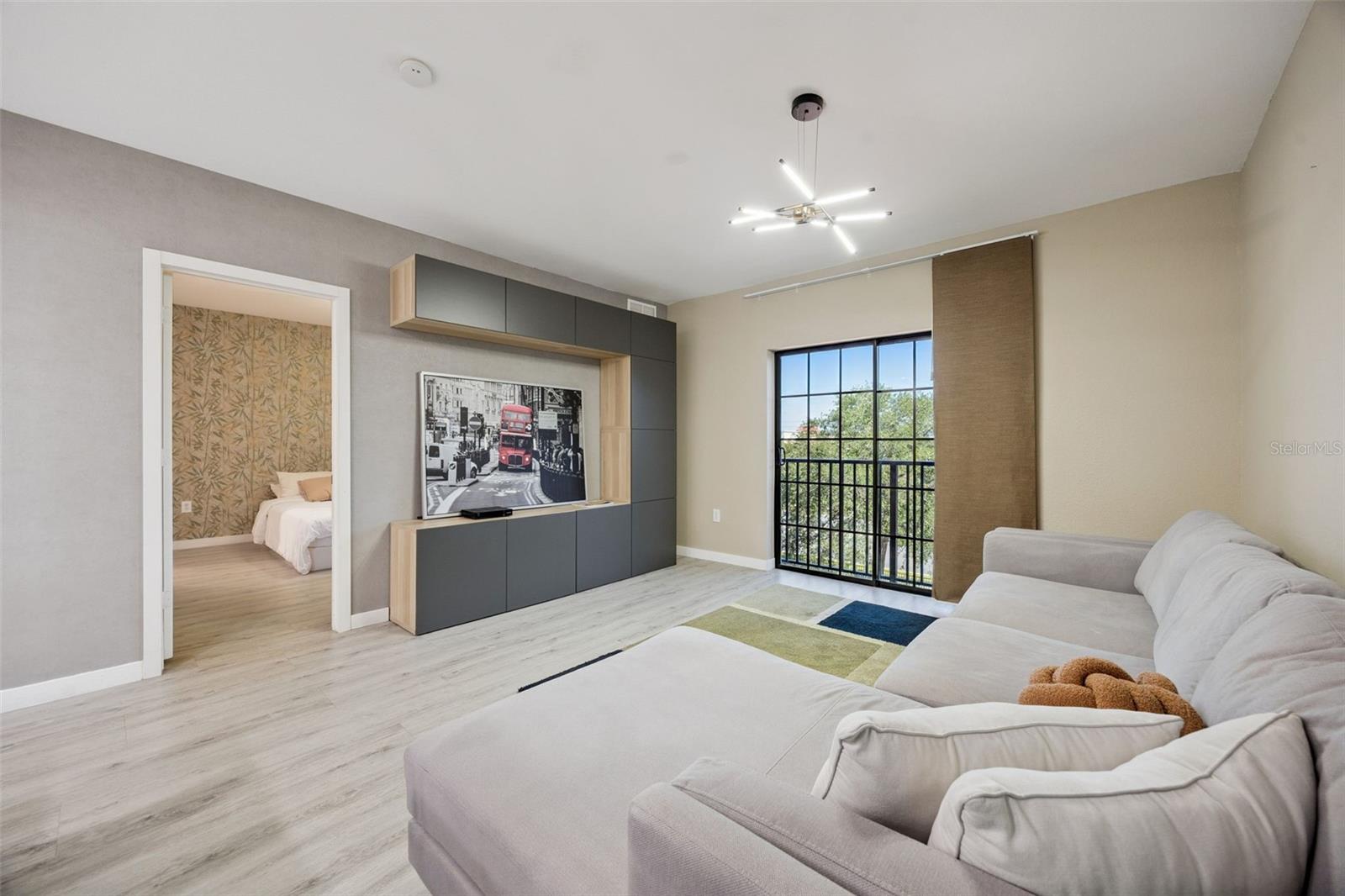 Residential in ORLANDO 4