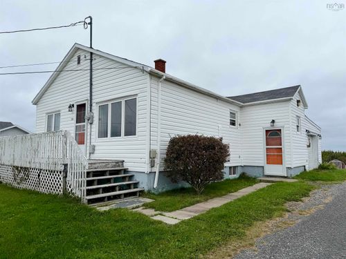 174 Maclean St, Donkin, NS, B1A6R3 | Card Image