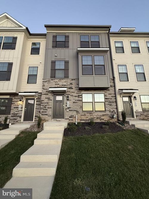 742 Compass Way, FREDERICK, MD, 21701-9492 | Card Image