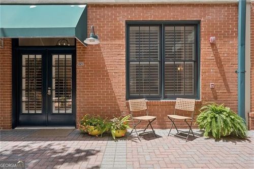 1601 Liberty Ln, Roswell, GA, 30075-7906 | Card Image