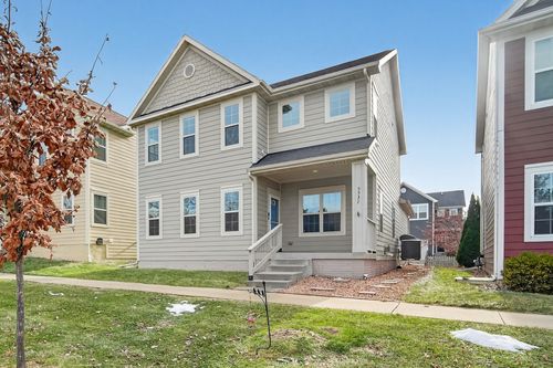 5537 Flagstone Way, West Des Moines, IA, 50266-3858 | Card Image