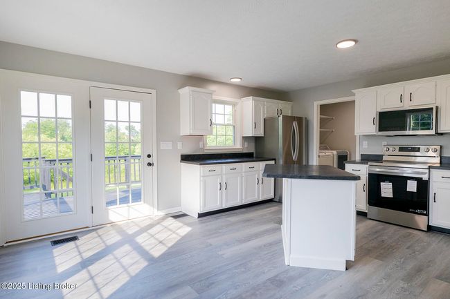 137 Stone Ridge Ct, House other with 5 bedrooms, 4 bathrooms and null parking in Fisherville KY | Image 21