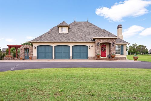 6355 Rockwood North Circle, Sapulpa, OK, 74066 | Card Image