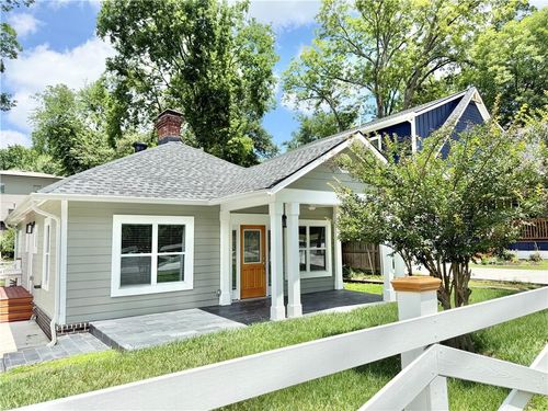 2625 Peyton Rd Nw, Atlanta, GA, 30318-1882 | Card Image