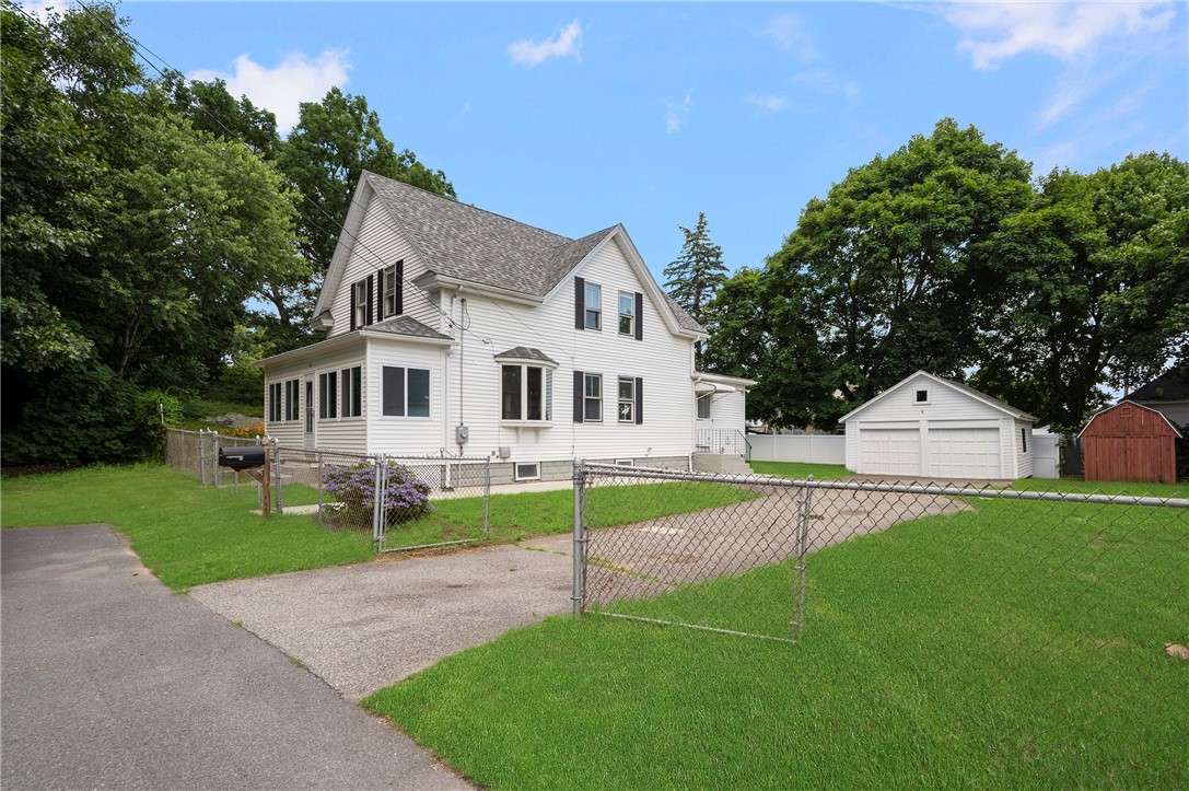 Oakland Ave, Johnston, RI 02919