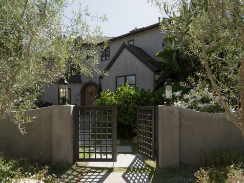 226 Calle Granada, Santa Barbara, CA, 93105-2702 | Card Image