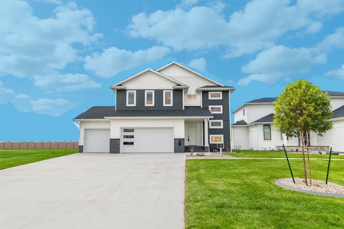 6841 Sunrise Pt, Horace, ND, 58047 | Card Image