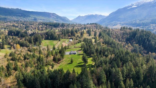 4491 Bench Road, House other with 3 bedrooms, 2 bathrooms and 6 parking in Chilliwack BC | Image 34