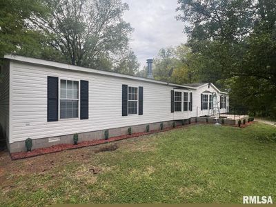 907 S 17 Th Street, House other with 4 bedrooms, 2 bathrooms and null parking in Murphysboro IL | Image 1