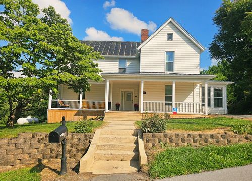 502 Pine St, Tazewell, VA, 24651-6199 | Card Image