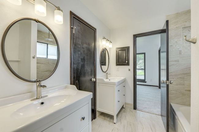 30809 Berry Creek Dr, House other with 4 bedrooms, 3 bathrooms and 6 parking in Georgetown TX | Image 35