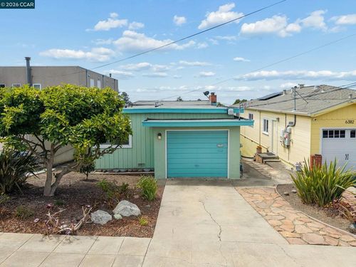 6386 Claremont Ave, Richmond, CA, 94805-2039 | Card Image