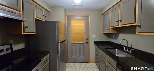 184 Middlesex Ave, Chester, CT, 06412-1257 | Card Image