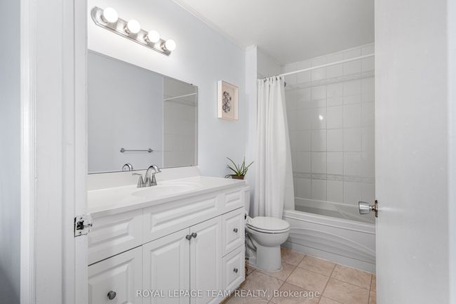 3960 Drouin Rd, House other with 3 bedrooms, 2 bathrooms and 6 parking in Hammond ON | Image 11