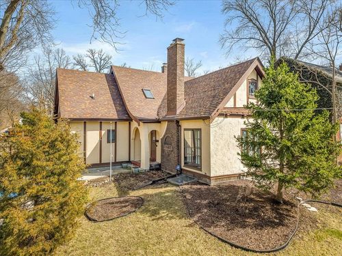 427 Prospect St, Rockford, IL, 61107-4350 | Card Image