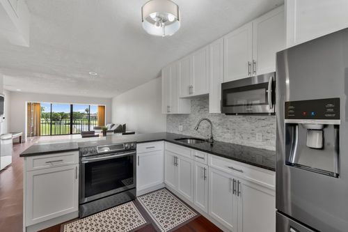apt-306-4489 Luxemburg Ct, Lake Worth, FL, 33467-5022 | Card Image