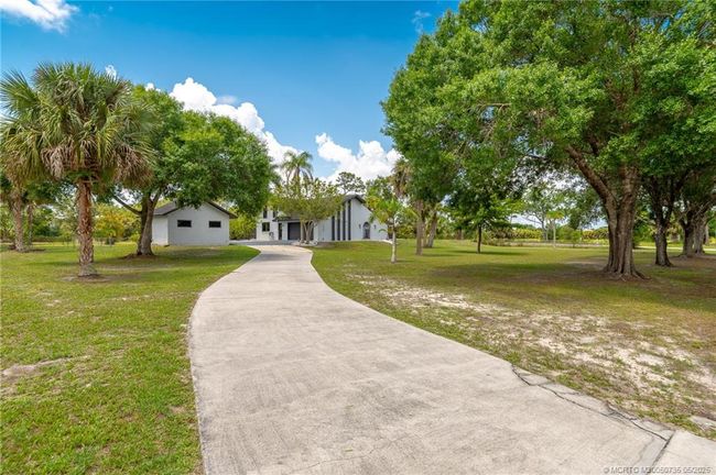 2196 Sw Ranch Trl, House other with 2 bedrooms, 2 bathrooms and 2 parking in Stuart FL | Image 31
