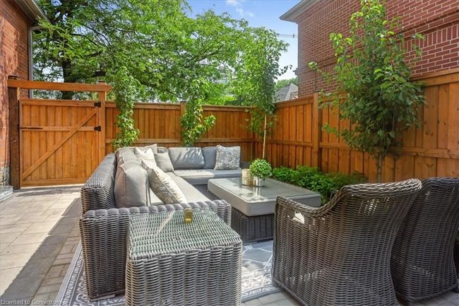 524 Locust St, House other with 3 bedrooms, 2 bathrooms and 6 parking in Burlington ON | Image 26