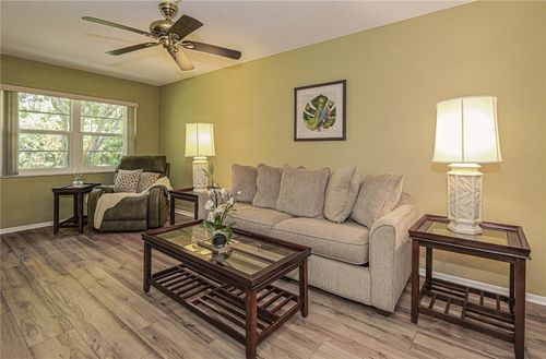 105-109 Spring Lake Ct, VERO BEACH, FL, 32962-1758 | Card Image